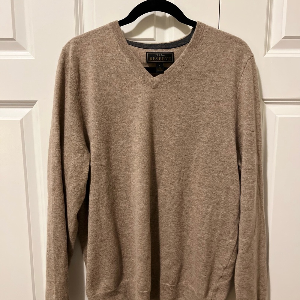 Jos. A. Bank Reserve 100% Cashmere V-Neck Sweater - Size Large